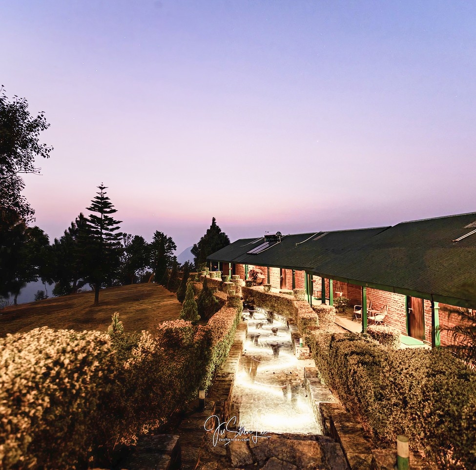 mountain-lodge-1.jpg
